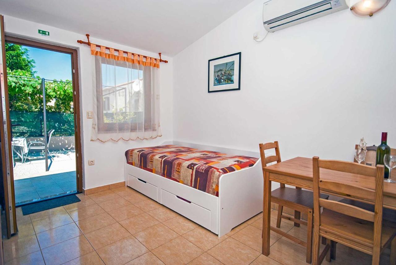 Apartman Kirac 波梅尔 外观 照片