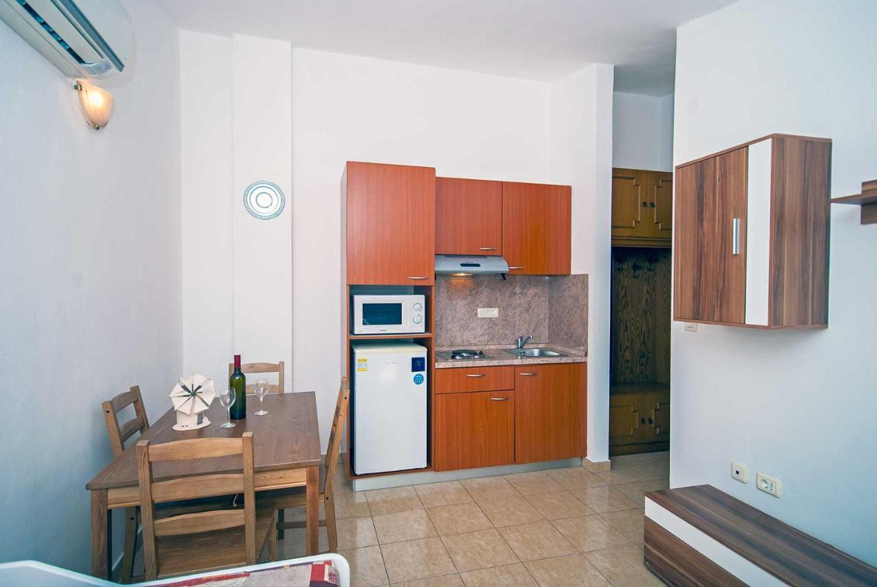 Apartman Kirac 波梅尔 外观 照片